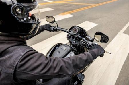 Фотография Harley-Davidson 2
